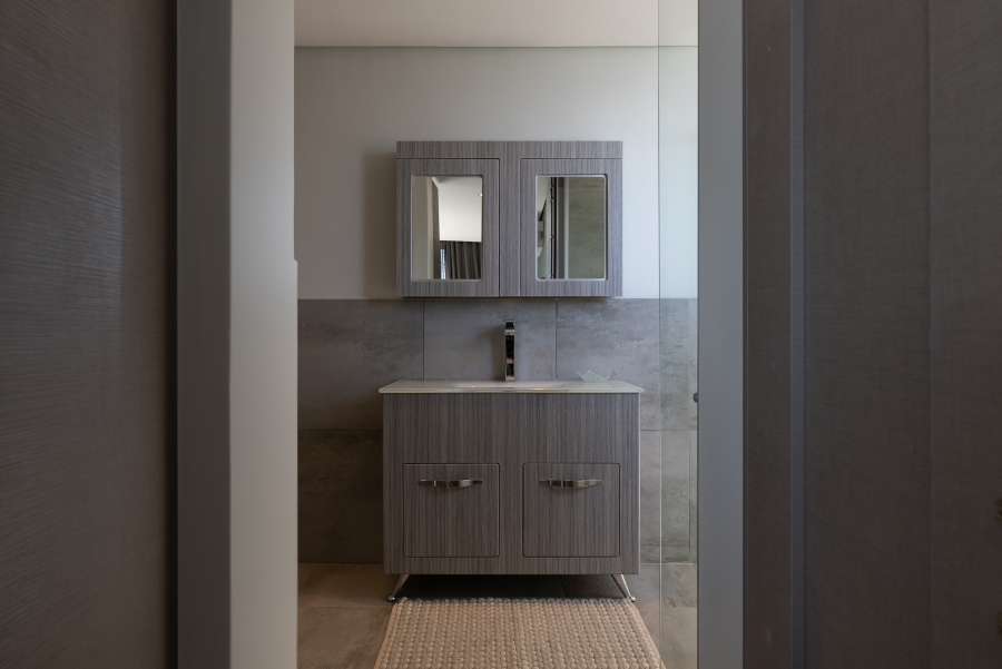 To Let 6 Bedroom Property for Rent in Bakoven Western Cape